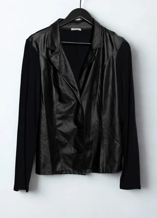 Veste Intimissimi – effet cuir stretch noire bi matière Taille M/L Neuf, merk: Intimissimi, staat: Nieuw zonder prijskaartje, maat: M / 38 / 10, € 40,00, € 42,70 inclusief Kopersbescherming