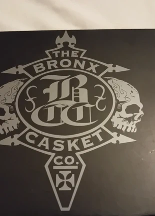 Cd The Bronx casket co Gotthic metal, condition: Very good, €5.00, €5.95 includes Buyer Protection