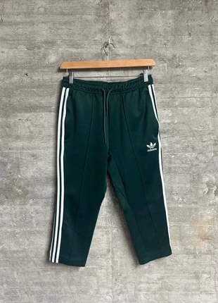 Jogging 3/4 vert sapin Adidas S, marque: adidas, état: Très bon état, taille: S, 20,00 €, 21,70 € Protection acheteurs incluse