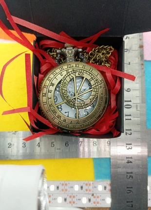 Montre à gousset avec la boîte, marca: Broche.fr, estado: Muito bom, tamanho: 47 mm ou mais, €5.00, €5.95 inclui Proteção do Comprador Pro