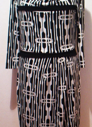 Mooi zwart/wit print jurkje van Mart Visser, marque: Mart Visser, état: Très bon état, taille: M / 38 / 10, 27,50 €, 29,58 € Protection acheteurs incluse