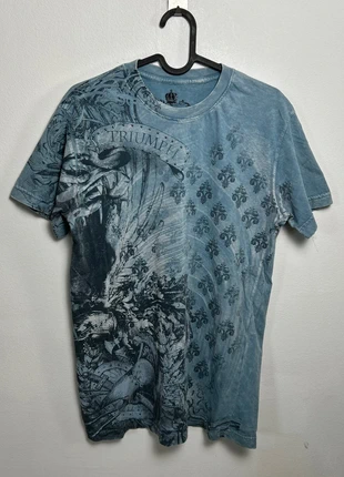 Helix “Triumph” All-Over Graphic Tee – Washed Blue Y2K, brand: y2k, condizioni: Ottime, taglia: M, €28.95, €31.10 include la Protezione acquisti Pro