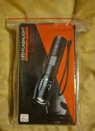 Zaklamp 2pcs, marque: zaklamp, état: Neuf sans étiquette, 13,50 €, 14,88 € Protection acheteurs incluse