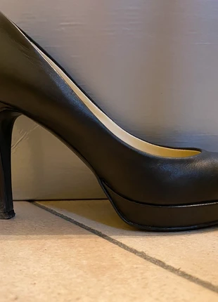 Scarpa 41 con tacco, marca: Gianfranco pini, estado: Muito bom, tamanho: 41, €9.85, €11.04 inclui Proteção do Comprador