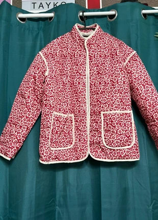 veste matelassé fleurie, marque: Boutique indépendante, état: Neuf sans étiquette, taille: M / 38 / 10, 15,00 €, 16,45 € Protection acheteurs incluse