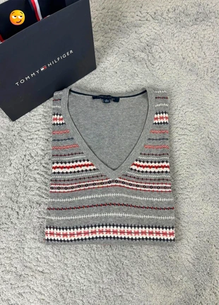 Pull / Sweat Gris à rayure Tommy Hilfiger - Taille XL - Femme, marke: Tommy Hilfiger, zustand: Sehr gut, größe: XL / 42 / 14, 9,99 €, 11,19 € beinhaltet Vinted-Käuferschutz Pro
