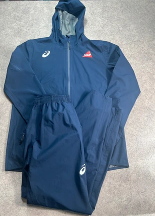 Ensemble Asics Equipe de France athlétisme / Taille L, marque: Asics, état: Très bon état, taille: L, 85,00 €, 89,95 € Protection acheteurs incluse