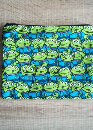 Neceser de alienígenas de Toy Story, merk: Local, staat: Nieuw zonder prijskaartje, € 5,00, € 5,95 inclusief Kopersbescherming