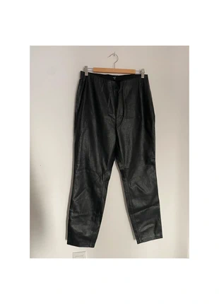 Legging en simili cuir Kiabi 44, brand: Kiabi, condizioni: Nuovo senza cartellino, taglia: XXL / IT 48 / EU 44, €9.95, €11.15 include la Protezione acquisti