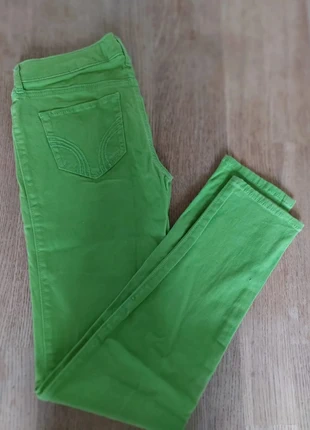 Pantalon,jean skinny. Hollister vert pomme W25,, marque: Hollister, état: Très bon état, taille: XS / 34 / 6, 8,50 €, 9,63 € Protection acheteurs incluse