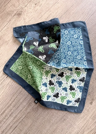 Pañuelo de bolsillo nuevo - modelo Veinticuatro, marque: Local, état: Neuf avec étiquette, 7,00 €, 8,05 € Protection acheteurs incluse