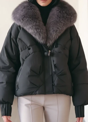 Doudoune noire oversize à col en fausse fourrure grise, style streetwear chic, marque: Bain de Nuit, état: Très bon état, taille: M / 38 / 10, 59,99 €, 63,69 € Protection acheteurs incluse