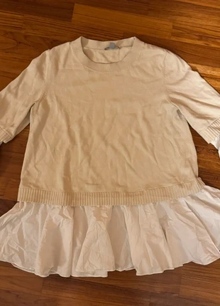 Mini-abito/Maxi Maglia COS Bicolore con Volant e Maniche a Campana, brand: COS, condizioni: Nuovo senza cartellino, taglia: XS / IT 38 / EU 34, €25.00, €26.95 include la Protezione acquisti