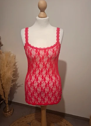 Débardeur rose fuschia en dentelle - T.XS (34), zustand: Gut, größe: XS / 34 / 6, 2,00 €, 2,80 € beinhaltet Vinted-Käuferschutz Pro