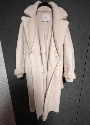 Manteau hivers, marke: Bershka, zustand: Sehr gut, größe: S / 36 / 8, 30,00 €, 32,20 € inklusive Vinted-Käuferschutz