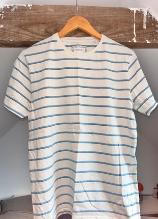 T-shirt Denim&Flower, marque: Denim & Flower, état: Très bon état, taille: M, 5,00 €, 5,95 € Protection acheteurs incluse