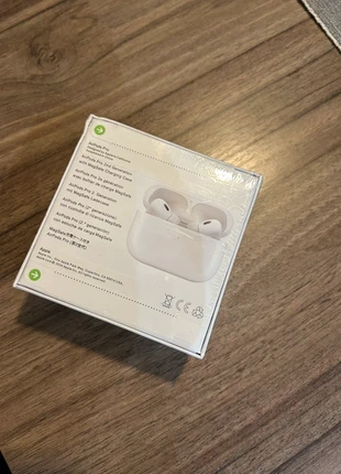 Airpods 2e génération, brand: Apple, condition: Very good, €45.00, €47.95 includes Buyer Protection