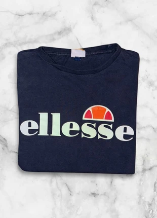 T-Shirt Ellesse bleu marine - Taille M - Col Rond, marke: Ellesse, zustand: Sehr gut, größe: M, 3,00 €, 3,85 € inklusive Vinted-Käuferschutz