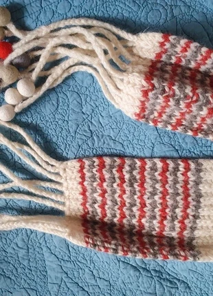 Écharpe à pompons en laine, marque: Pachamama, état: Très bon état, 10,00 €, 11,20 € Protection acheteurs incluse