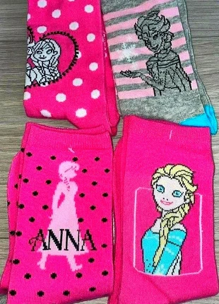 lot de 4 paires de chaussette haute reines des neiges pointure 35/38 neuf, marca: Frozen, estado: Novo sem etiquetas, tamanho: 34-36, €4.00, €4.90 inclui Proteção do Comprador