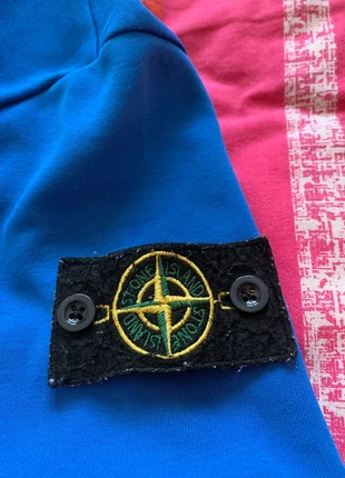 T-shirt stone island bleu marine taille L homme tres bon état porter régulièrement, marque: Stone Island, état: Très bon état, taille: L, 15,00 €, 16,45 € Protection acheteurs incluse