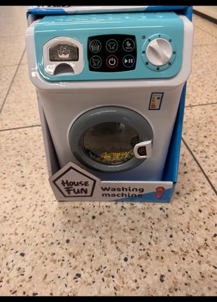 Machine à laver, marca: Machine, estado: Novo com etiquetas, tamanho: 3 anos / 98 cm, €19.00, €20.65 inclui Proteção do Comprador