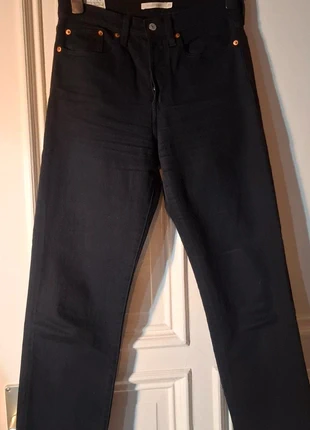 Levis wedgie straight schwarz, Gr. 27 Jeans, brand: Levi's, condizioni: Ottime, taglia: M / IT 42 / EU 38, €24.00, €25.90 include la Protezione acquisti