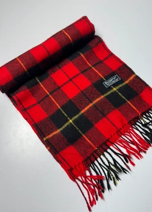 Écharpe Burberry’s 100 % Laine – Tartan Rouge Vintage Royal Stewart, brand: Burberry, condition: Very good, €45.00, €47.95 includes Buyer Protection Pro