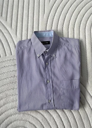 👔 Chemise à rayures violette et blanche – Massimo Dutti Taille M, merk: Massimo Dutti, staat: Heel goed, maat: M, € 10,00, € 11,20 inclusief Kopersbescherming