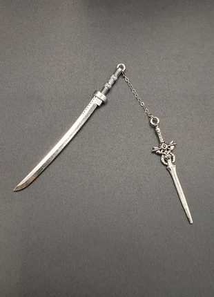 Boekenlegger dubbel zwaard, merk: enhancedvintage, staat: Heel goed, € 4,00, € 4,90 inclusief Kopersbescherming