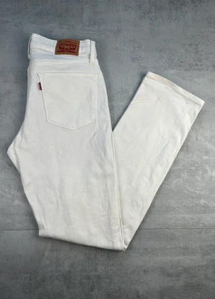 jean Levi’s Classic straight W27 L30 FR38 femme women vintage White blanc 4845, marke: Levi's, zustand: Sehr gut, größe: M / 38 / 10, 14,50 €, 15,93 € beinhaltet Vinted-Käuferschutz Pro