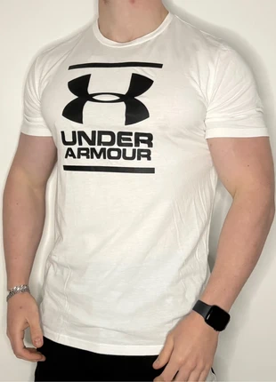 T-shirt Under Armour blanc - Taille M, marca: Under Armour, estado: Muy bueno, tamaño: M, 9,00 €, 10,15 € Protección al comprador Pro incluida