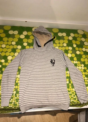 Emo sweatshirt, marque: Clockhouse, état: Très bon état, taille: M, 10,00 €, 11,20 € Protection acheteurs incluse