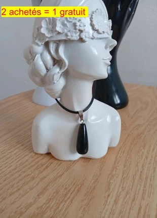 Solde 💝 Idée cadeau collier en pierres naturelles onyx noir Lithothérapie, état: Très bon état, 15,00 €, 16,45 € Protection acheteurs (Pro) incluse