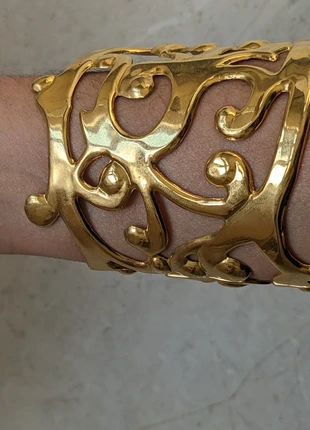 Golden arm/wrist bangle bracelet, brand: NO LABEL, condition: New without tags, £7.00, £8.05 includes Buyer Protection