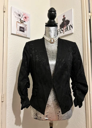 Veste vintage chic bohème, marque: Vintage Dressing, état: Très bon état, taille: M / 38 / 10, 12,00 €, 13,30 € Protection acheteurs (Pro) incluse