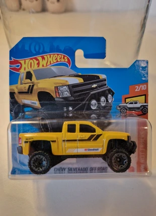 Hotwheels Chevy Silverado Off Road, merk: Hot Wheels, staat: Nieuw zonder prijskaartje, maat: Pasgeborene, 44 cm, € 3,00, € 3,85 inclusief Kopersbescherming