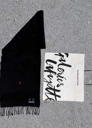 Écharpe Ralph Lauren 100% laine noir, merk: Ralph Lauren, staat: Heel goed, € 29,90, € 32,10 inclusief Kopersbescherming Pro