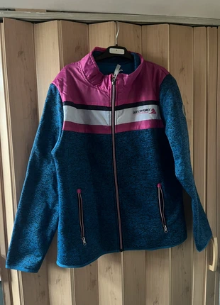 Veste polaire longboard performance (XL), merk: Longboard, staat: Nieuw zonder prijskaartje, maat: XL / 42 / 14, € 10,00, € 11,20 inclusief Kopersbescherming