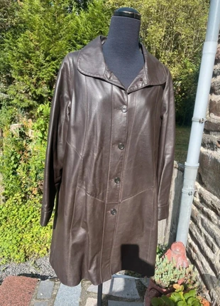 Manteau en cuir taille 44 excellent état, brand: Intuition, condition: Very good, size: XXL / 44 / 16, €30.00, €32.20 includes Buyer Protection