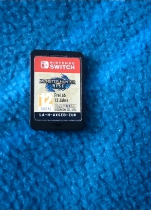 Monster Hunter rise switch game, condition: Good, £9.75, £10.94 includes Buyer Protection