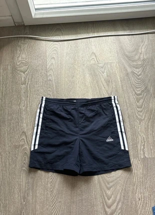 Short de sport Adidas noir - taille 10 ans, brand: adidas, condition: Good, size: 10 years / 140 cm, €5.00, €5.95 includes Buyer Protection