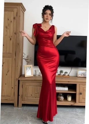 Robe longue sirène rouge métallisée – soirée, gala, fêtes, condition: Very good, size: M / 38 / 10, €49.90, €53.10 includes Buyer Protection Pro