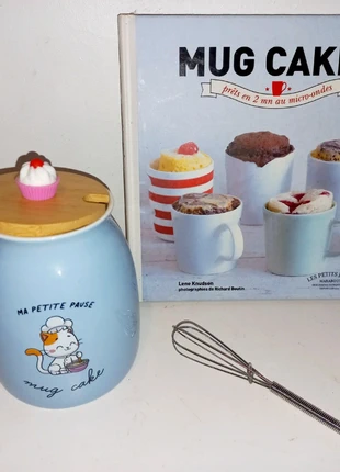 Livre + mug cake + fouet Larousse, merk: Larousse, staat: Heel goed, € 12,50, € 13,83 inclusief Kopersbescherming