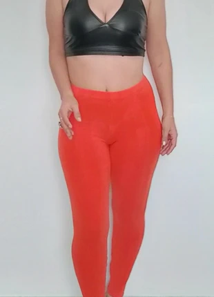 Leggings long uni orange taille 2, marque: Via28, état: Très bon état, taille: M / 38 / 10, 8,00 €, 9,10 € Protection acheteurs (Pro) incluse