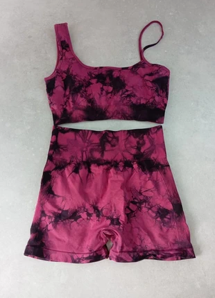 Ensemble short + brassière fuschia et noir / Très bon état / Taille S / Fitness, yoga, danse, gym, condizioni: Ottime, taglia: S / IT 40 / EU 36, €4.00, €4.90 include la Protezione acquisti