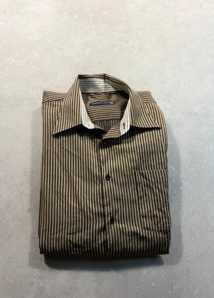 Chemise Tommy hilfiger taille XXL très bon état, marque: Tommy Hilfiger, état: Très bon état, taille: XXL, 15,00 €, 16,45 € Protection acheteurs (Pro) incluse