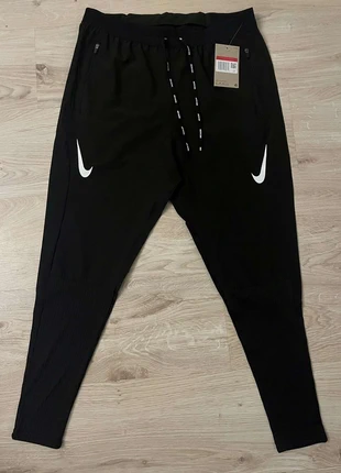 Nike Aeroswift Taille S correspond à du XS, brand: Nike, condition: New with tags, size: XS, €75.00, €79.45 includes Buyer Protection