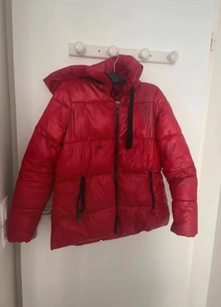 Doudoune rouge courte Giovanni, brand: Giovanni, condition: Good, size: L / 40 / 12, €25.00, €26.95 includes Buyer Protection