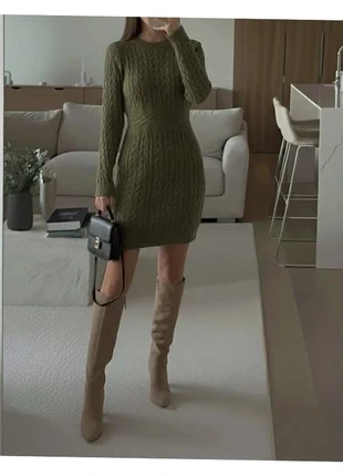 Robe pull Torsadée courte kaki Old Money Taille S, marca: Maison Vallette, estado: Muito bom, tamanho: S / 36 / 8, €32.50, €34.83 inclui Proteção do Comprador